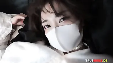 Cute Chinese Teen Fucked When She Was Playing Nintendo Switch