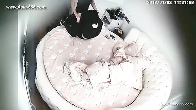 Hackers Use The Camera To Remote Monitoring Of A Lover S Home Life.473