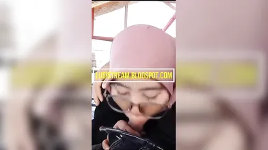 Jilbab Kocokin Pacar