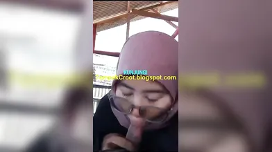 Jilbab Kocokin Pacar