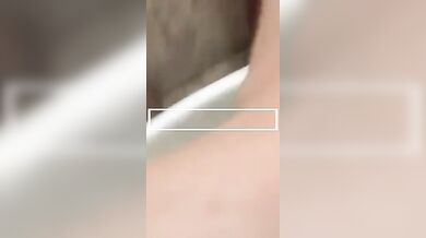 JULIA VIRAL