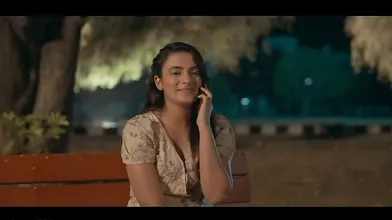 BUS ME RAVI NE CHALAI JOYTI KI CHUT ME UGLY