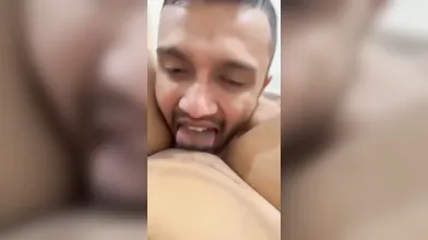 Srilankan Married Couples Recording Sex Tape - Sucking Each Other
