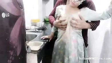 Horny Indian Housewife Homemade Sex Scandal