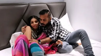 Mature Indian Aunty Giving Blowjob