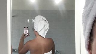 Naughty Wife Drop Her Towel To Show Her Slimwaist and Big Ass