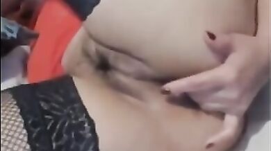 Indian MILF with bush fingers asshole on webcam
