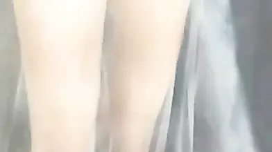 Indian chick shows off big boobs