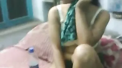 Desi Girl Masturbating Solo Free Indian Porn
