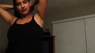 Indian Girl Sucks White Cock