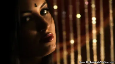 Indian Beauty Showing Off Her Natural And Erotic Body