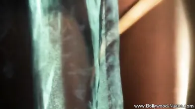 Indian Girl Getting Totally Nude And Naked