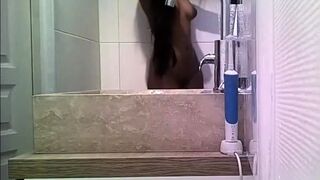 Indian stepdaughter spied in the shower