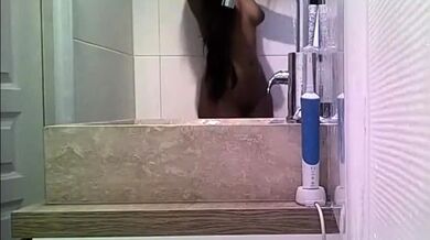Indian stepdaughter spied in the shower