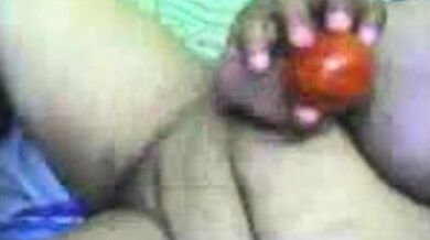 Fat, busty Indian BBW rubs her pussy