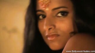 Naughty Indian Babe Solo Nudity