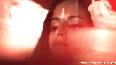 Naughty Indian Babe Solo Nudity