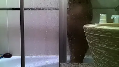 Curvy indian stepmom spied in the shower