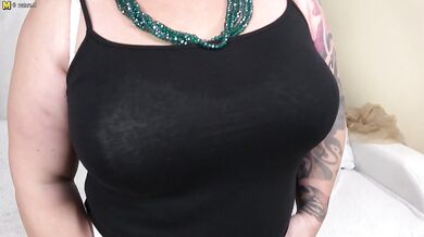 Big breasted mature lady getting wicked and wild by herself