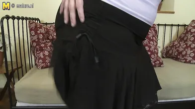 This horny mature BBW loves to play alone