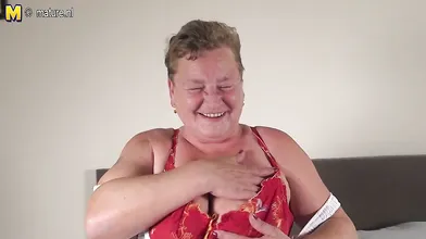 Dutch BBW playing with her shaved pussy