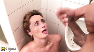 women should not be in the mens room!