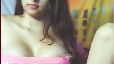 Sexy Indian Slut Bounces Perfect Tits On Webcam