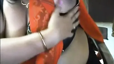 Indian Bhabhi in sari Armpit Tease