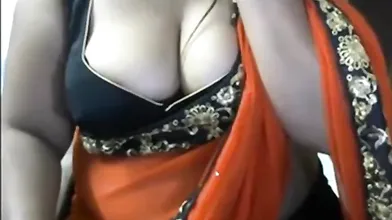 Indian Bhabhi in sari Armpit Tease