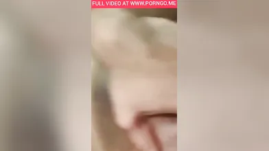 INDIAN BHABHI SHOW PUSSY ON CAMERA