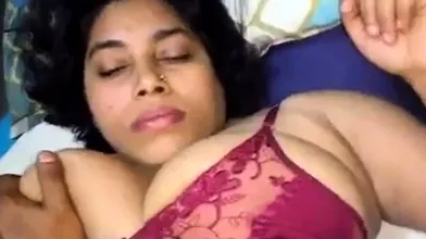 Indian aunty fucks