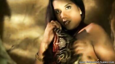 Romantic Bollywood Indian Girlfriend Seduce Her Man