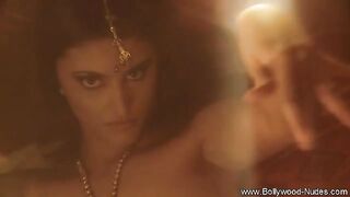 Indian Lover From The Far East That Dance Greacefully