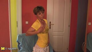 Naughty housewife playing with her wet pussy