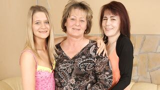 Three old and young lezzies take it to town