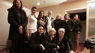 A nice day in an all female sauna