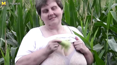 This big mama loves to play in a cornfield