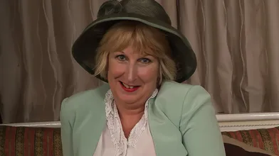 British lady shows her naughty side