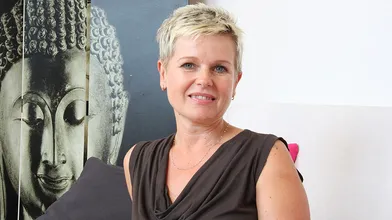 Mature housewife can't get enough of that cock