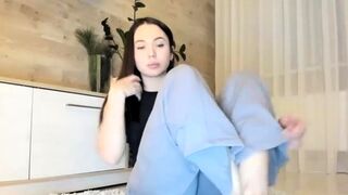 Amateur teen porsha solo action