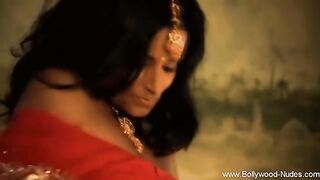 Sensual Love and Devotion From Asia