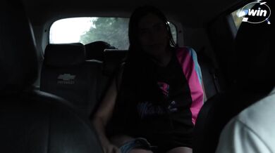 Bucaramanga taxi driver has naughty fuck-fest with pregnant chick in car, filmed