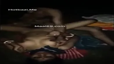 Tamil Girlfriend Outdoor Fucking At Night