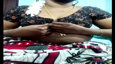 Tamil-hotwife Chat Model Chubby Aunty Boobs Showing