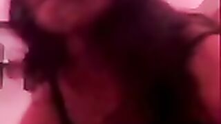 Tamil Hot Big Boob Girl Hairy Pussy Fingering Show - Show Gurl