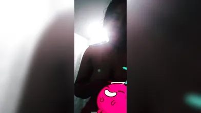 Sexy gf showing boobs part 1
