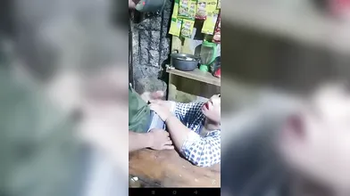 Nyepong Di Dapur