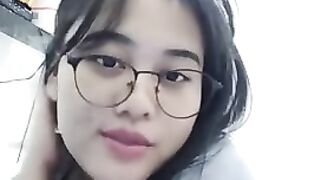 Bokep Indo Acha Hijab Toket Gede Cantik Kacamata - Sophia Sterling
