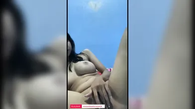 Bokep Indo Anindia SMA Colmek Pakai Dildo Toket Gede