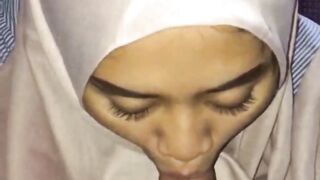 BOKEP INDONESIA Entot Pacar Hijab Tobrut Enak Banget